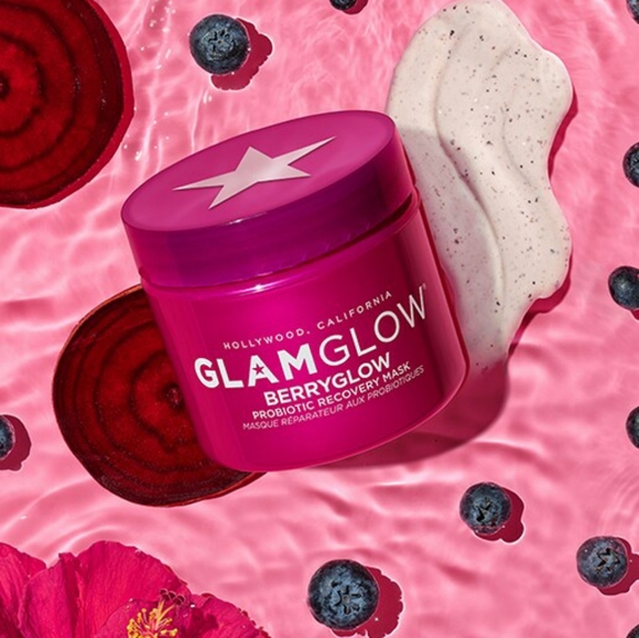 BNIB Glam Glow Berry Glow Mask - Picture 2 of 3